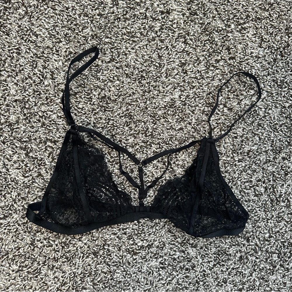 Black sheer lace strappy bra